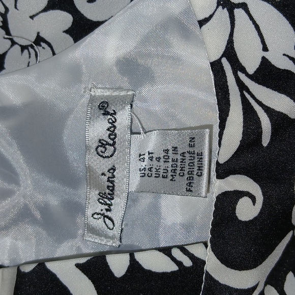 Jillians Closet girls floral black & White print with a red belt dress | Size 4T - Picture 5 of 6